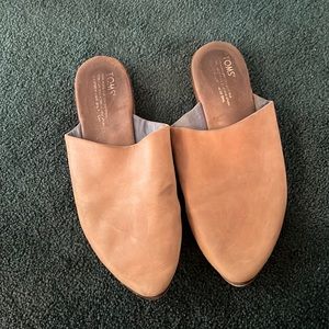 Toms flat mules